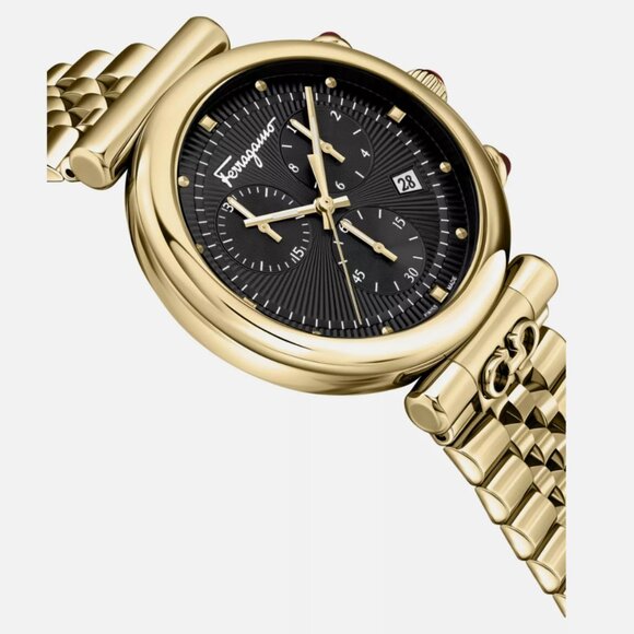 Ferragamo Womens Gold 40mm Bracelet Fashion Watch